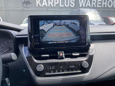 Used 2025 Toyota Corolla LE FWD image 13