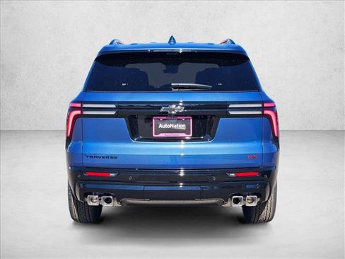 New 2026 Chevrolet Traverse RS image 8