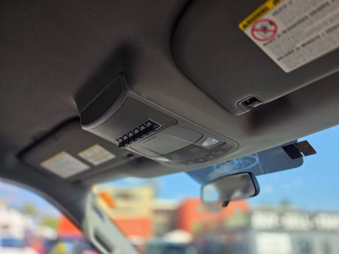 Used 2017 Ford F250 XLT w/ XLT Value Package image 12