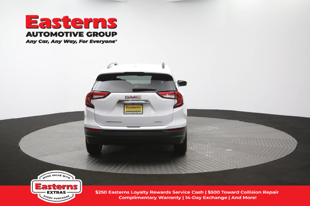 Used 2023 GMC Terrain SLE w/ Driver Convenience Package AWD/4WD image 41