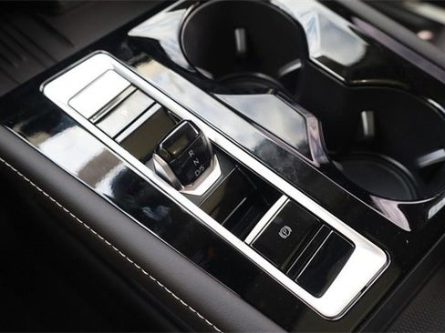 New 2026 Volkswagen Atlas SE image 19