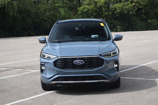 Used 2023 Ford Escape ST-Line Elite w/ Premium Technology Package AWD/4WD image 21