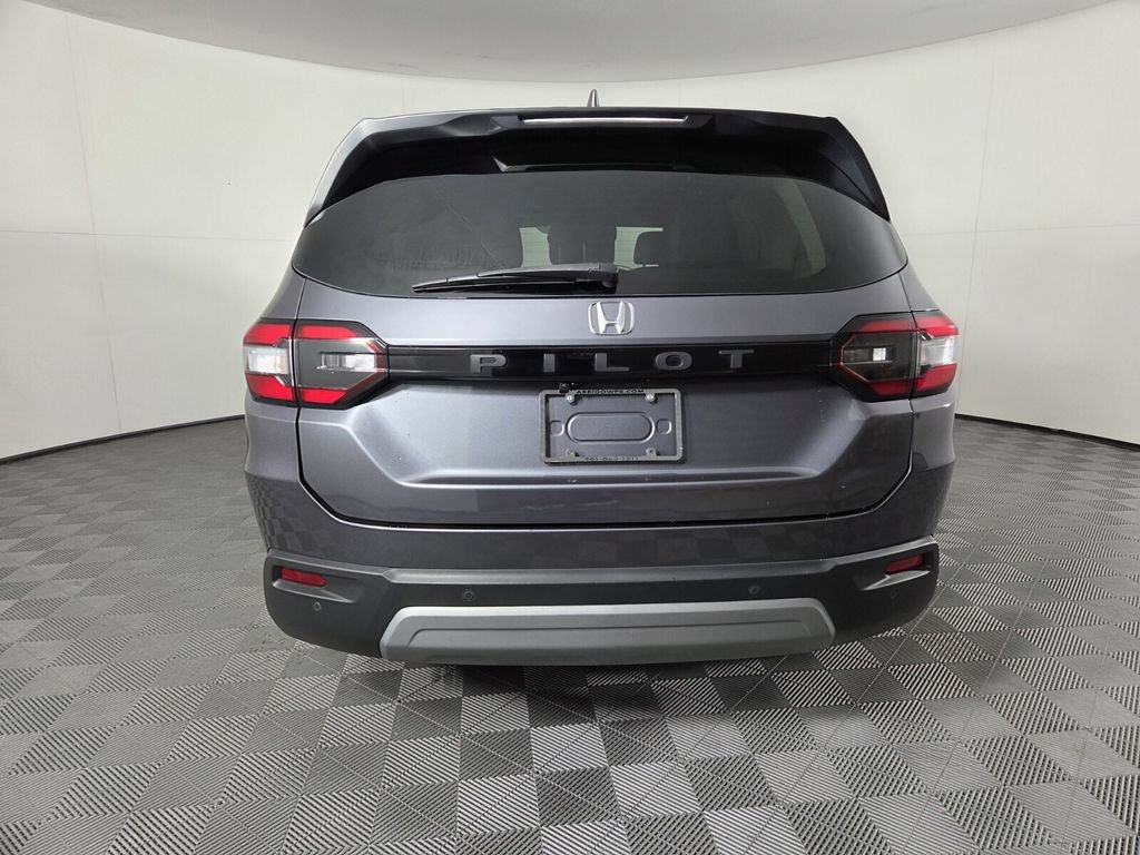 Used 2024 Honda Pilot EX-L image 6