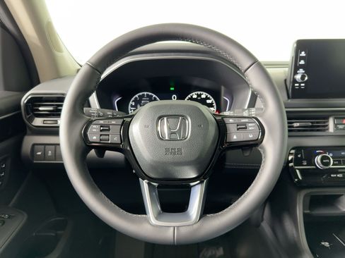 New 2025 Honda Pilot EX-L image 14