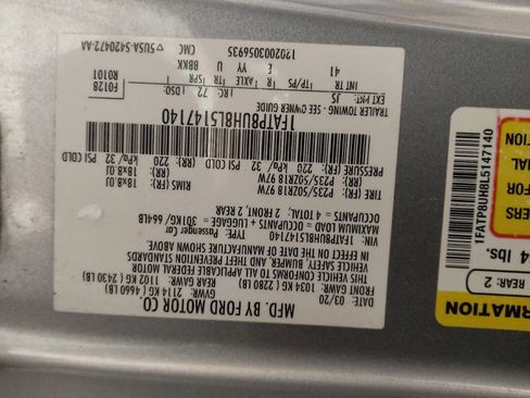 Used 2020 Ford Mustang Premium RWD image 33