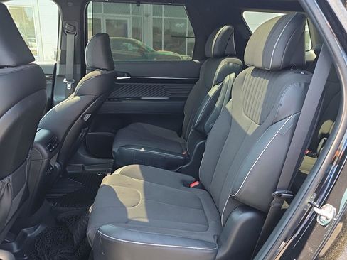 Used 2025 Hyundai Palisade Calligraphy image 16