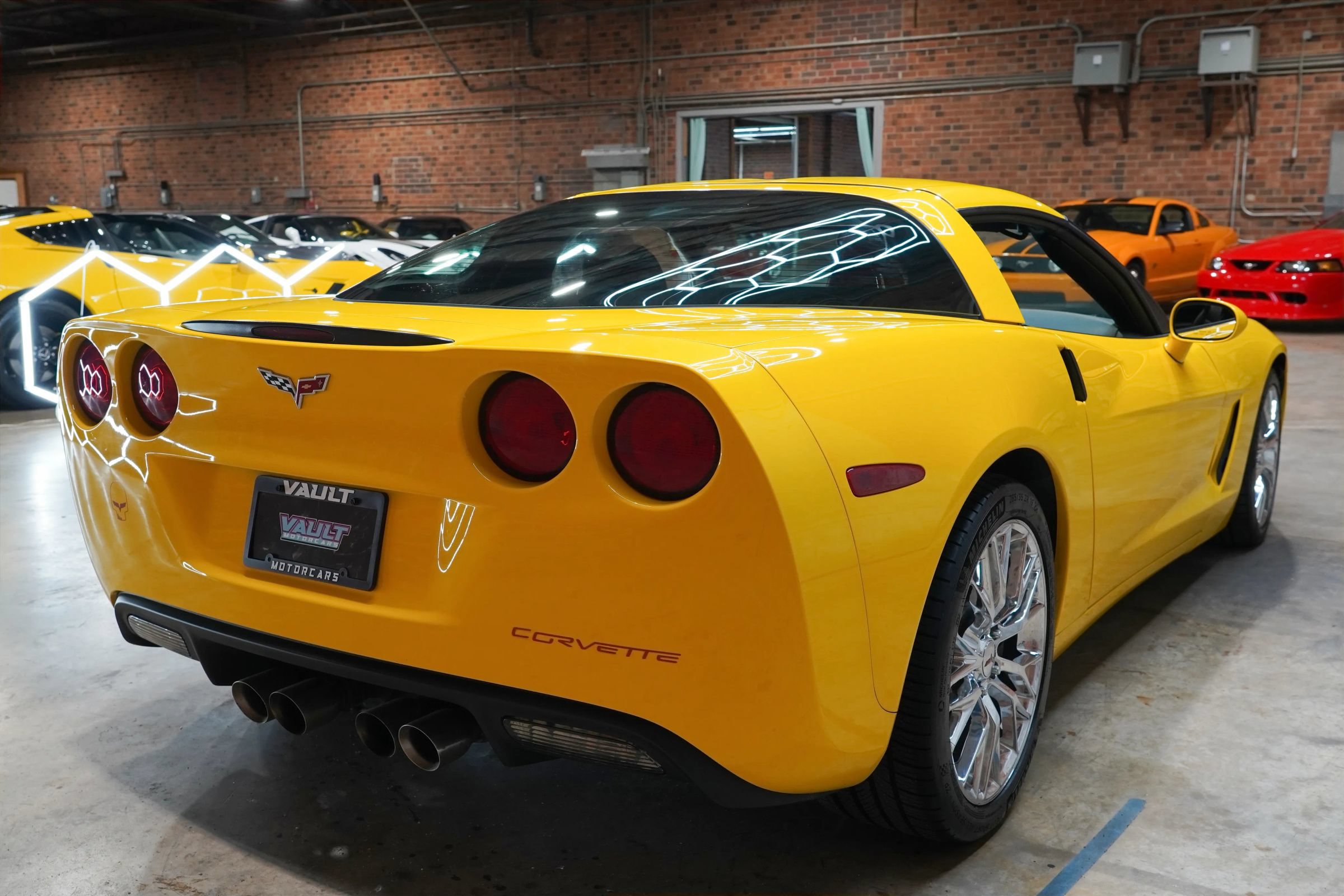Used 2012 Chevrolet Corvette Coupe w/ Roof Package RWD image 12
