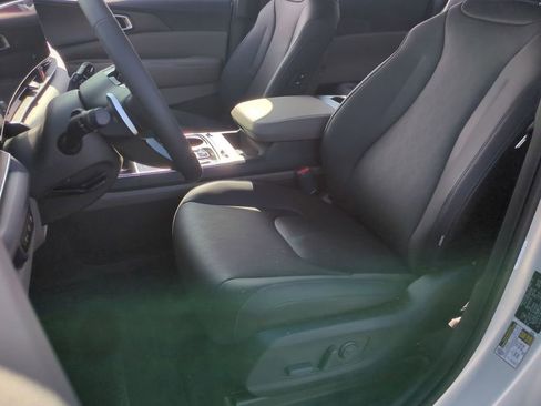 New 2026 Kia Carnival SX FWD image 20