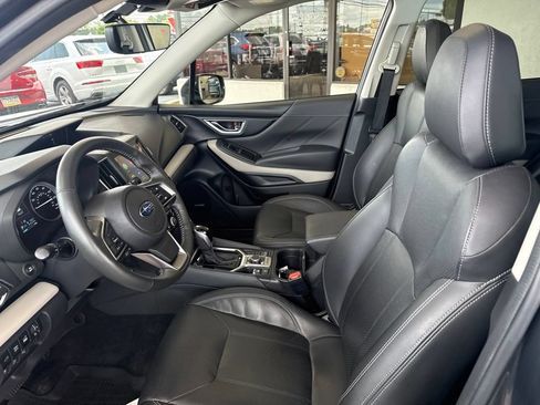 Used 2023 Subaru Forester Limited AWD/4WD image 13
