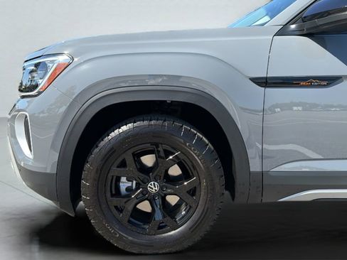 New 2026 Volkswagen Atlas Peak Edition AWD/4WD image 34