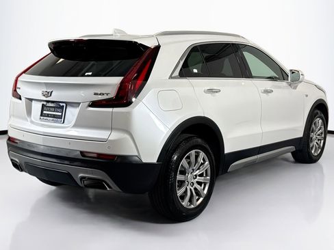 Used 2019 Cadillac XT4 Premium Luxury w/ Enhanced Visibility Package image 5
