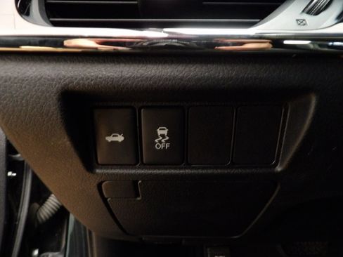 Used 2013 Toyota Avalon XLE Premium image 27