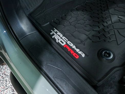 Used 2021 Toyota Tacoma TRD Pro AWD/4WD image 58