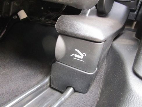 Used 2022 RAM 2500 Limited image 14