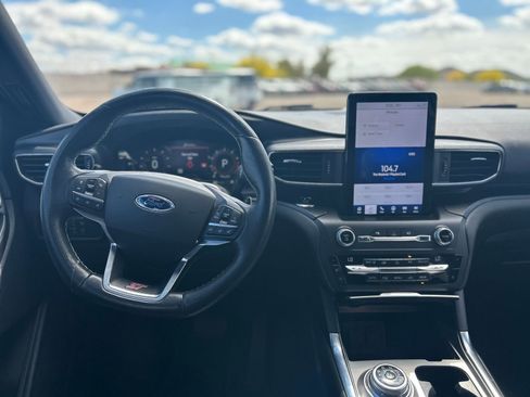 Used 2020 Ford Explorer ST w/ ST Street Pack image 18