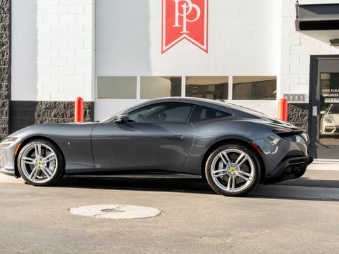 Used 2021 Ferrari Roma RWD image 44