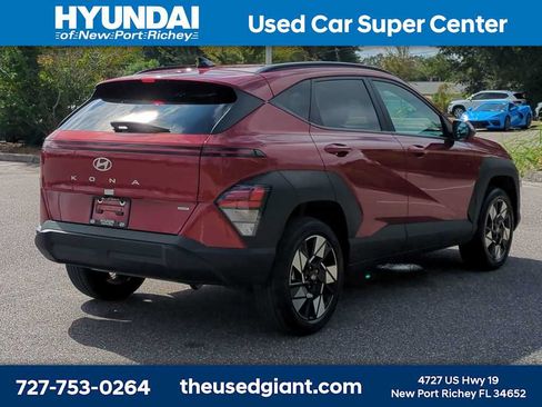 Certified 2024 Hyundai Kona SEL w/ Convenience Package AWD/4WD image 5