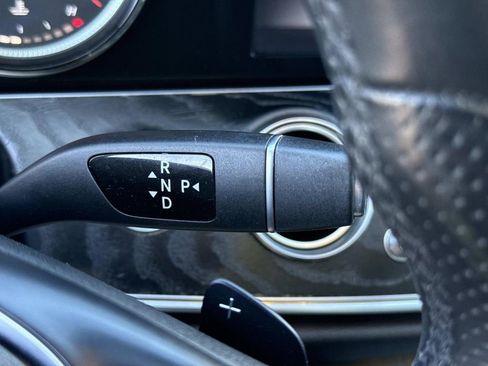 Used 2018 Mercedes-Benz E 300 E 300 image 38