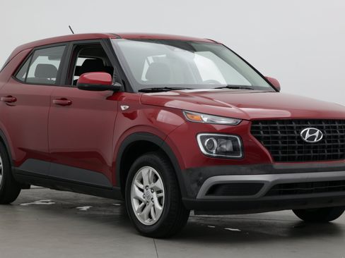 Used 2023 Hyundai Venue SE FWD image 3