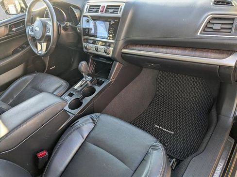 Used 2017 Subaru Outback 2.5i Limited image 23