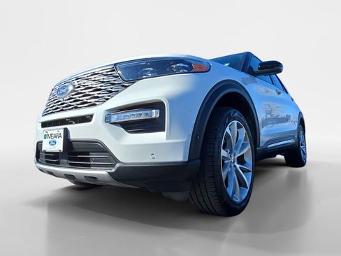 Used 2022 Ford Explorer Platinum w/ Equipment Group 601A image 26