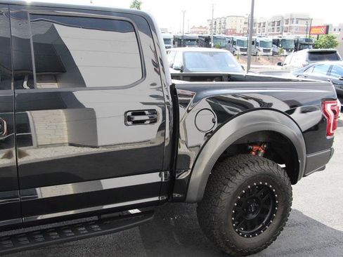 Used 2019 Ford F150 Raptor w/ Equipment Group 802A Luxury AWD/4WD image 5