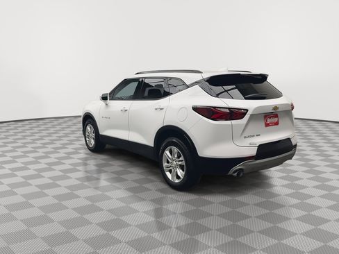 Used 2019 Chevrolet Blazer LT image 2