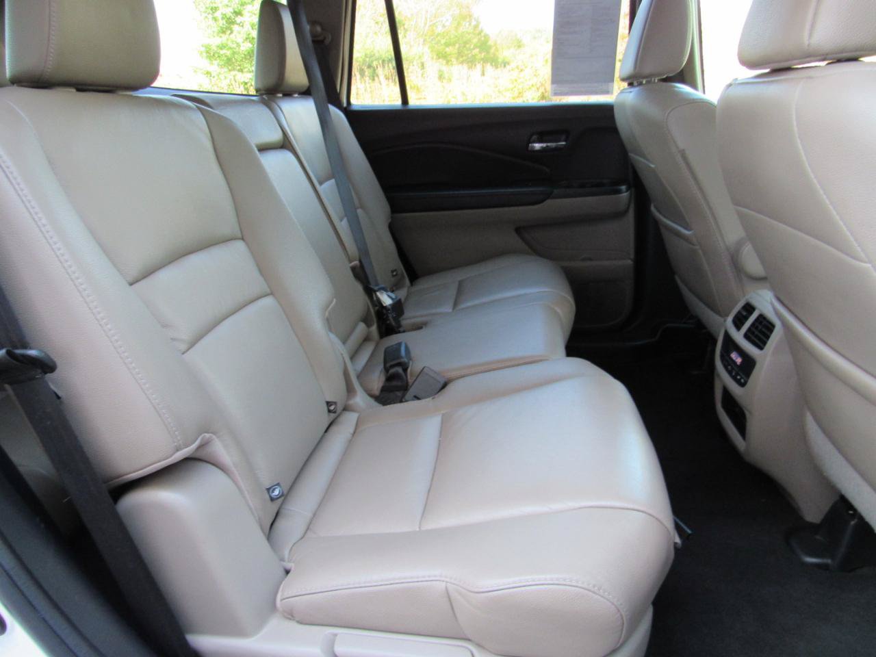 Used 2016 Honda Pilot EX-L image 8