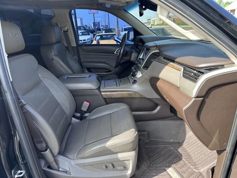 Used 2018 GMC Yukon Denali w/ Denali Ultimate Package image 9
