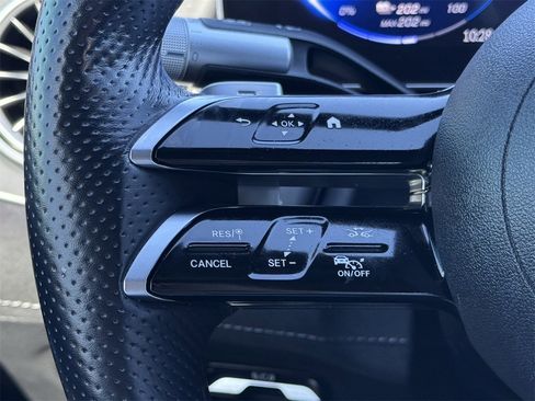 Used 2022 Mercedes-Benz EQS 450+ Sedan image 13