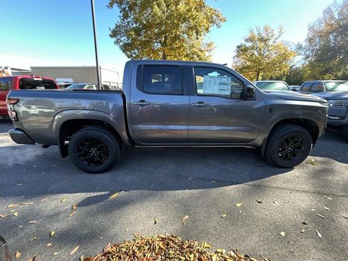 New 2026 Nissan Frontier SV w/ All-Weather Content Package AWD/4WD image 8