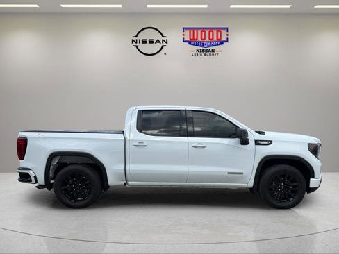 Used 2024 GMC Sierra 1500 Elevation AWD/4WD image 2