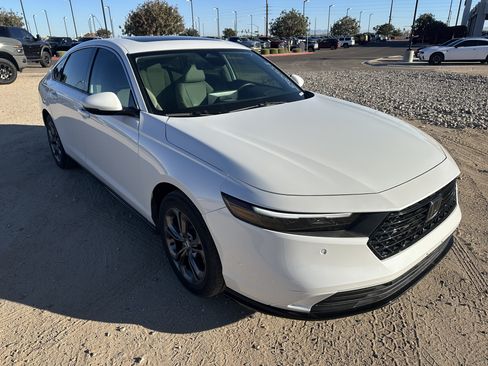 Used 2024 Honda Accord EX-L image 7