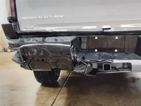 Used 2026 GMC Sierra EV AT4 w/ AT4 Premium Package AWD/4WD image 17
