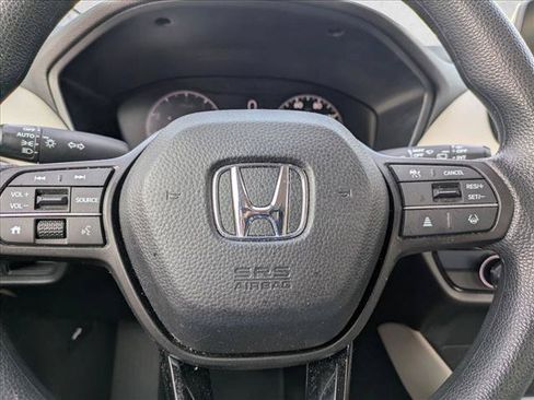 Used 2023 Honda HR-V LX image 14