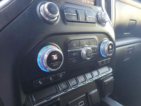 Used 2022 GMC Sierra 2500 AT4 image 72