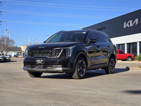 New 2026 Kia Sorento S w/ S Panoramic Sunroof Package image 2