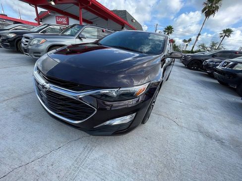 Used 2020 Chevrolet Malibu RS FWD image 2