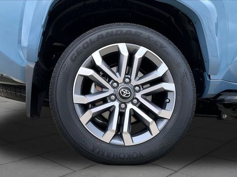 New 2026 Toyota 4Runner Limited AWD/4WD image 11
