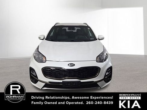 Certified 2020 Kia Sportage S image 3