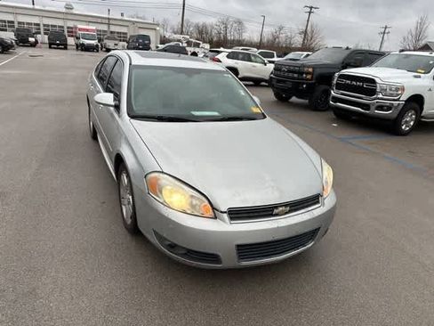 Used 2011 Chevrolet Impala LT w/ Luxury Edition Package image 22
