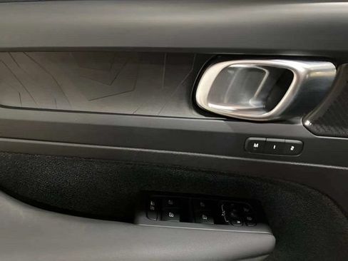 Used 2023 Volvo XC40 Recharge Ultimate AWD/4WD image 29