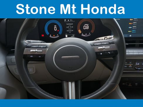 Used 2025 Hyundai Kona SEL image 20