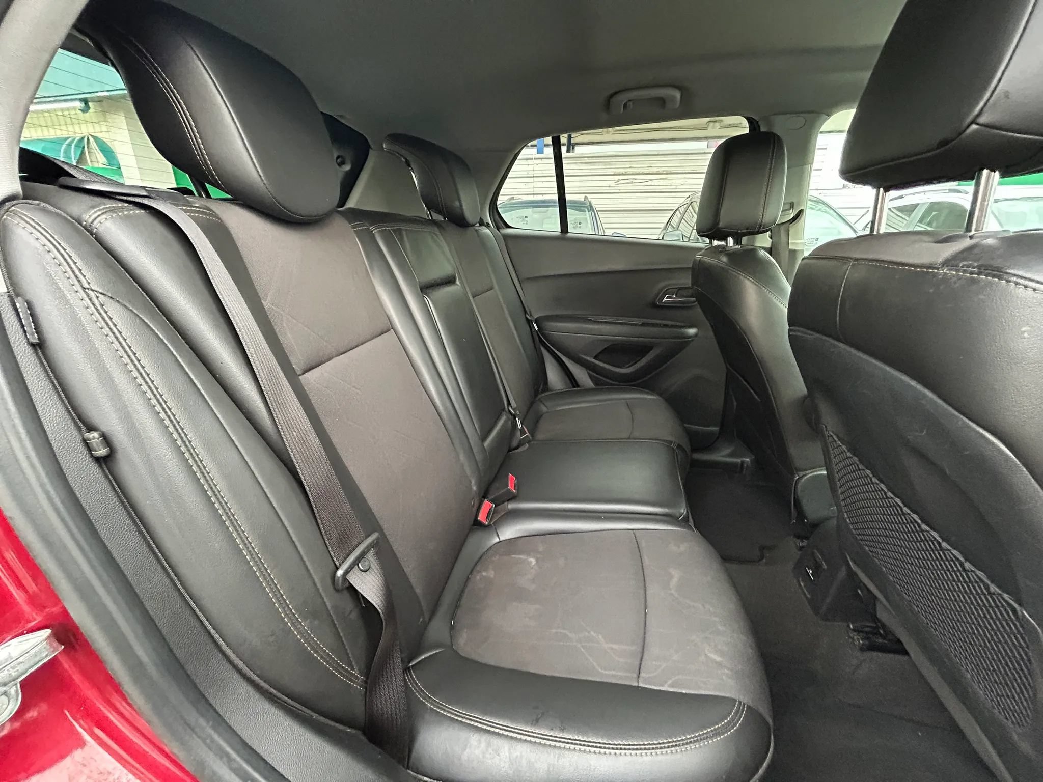 Used 2018 Chevrolet Trax LT w/ LT Convenience Package FWD image 17