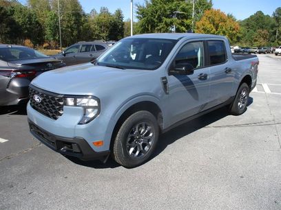 New 2025 Ford Maverick XLT w/ XLT Luxury Package