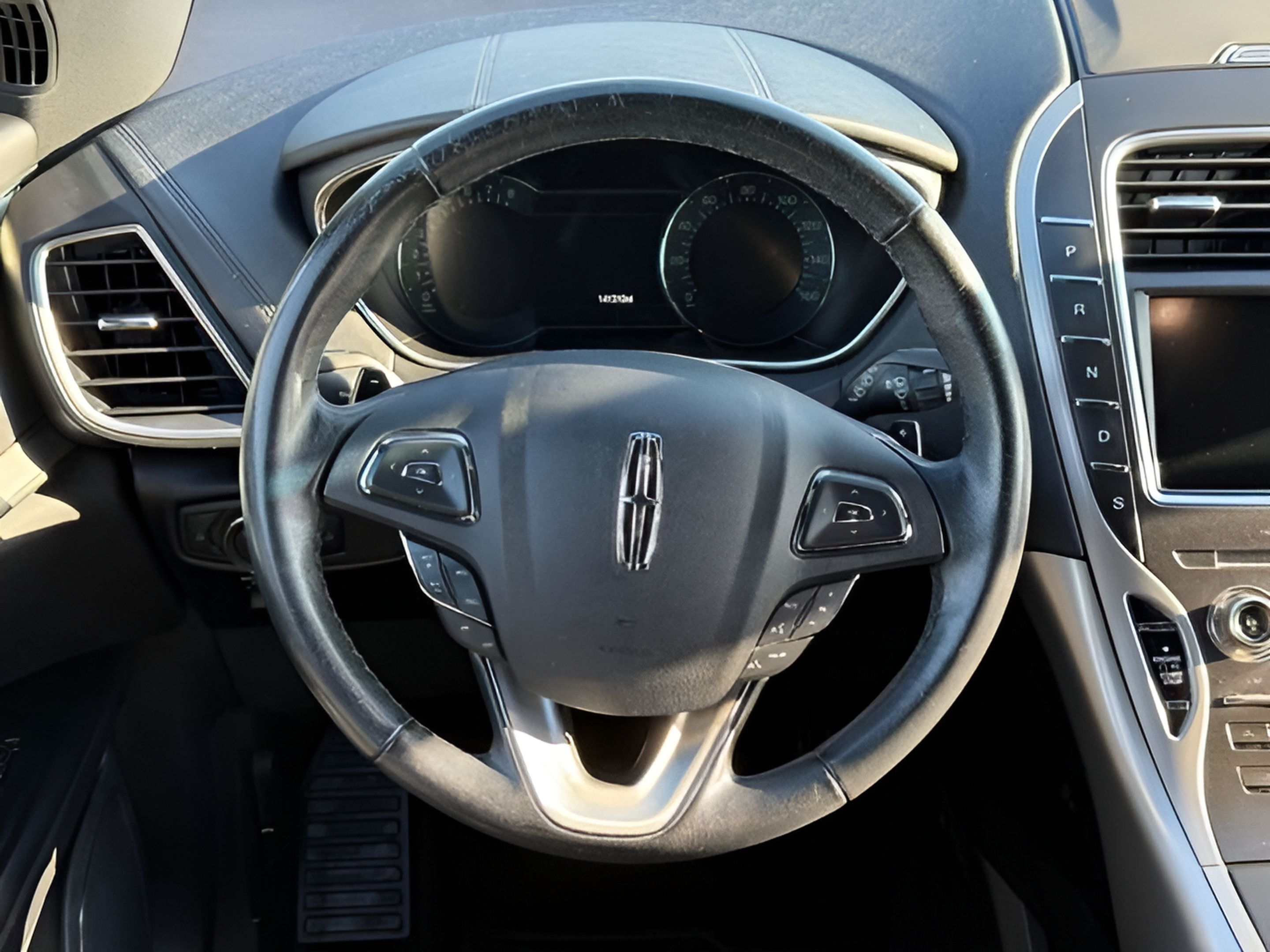 Used 2016 Lincoln MKX Premiere AWD/4WD image 13