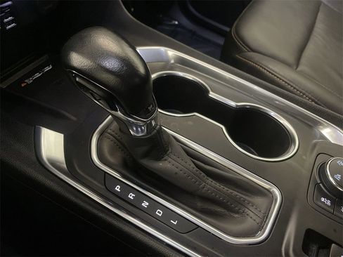 Used 2021 Chevrolet Traverse Premier image 10