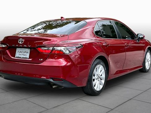 Used 2021 Toyota Camry LE image 13