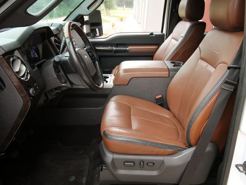 Used 2015 Ford F350 Platinum AWD/4WD image 23