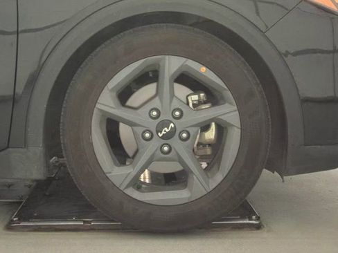 Used 2025 Kia K4 LXS FWD image 22